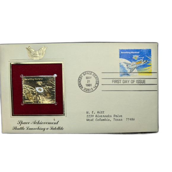 Space Achievement– Shuttle Launching – Gold Stamp Replica – First Day of Issue - Picture 1 of 2